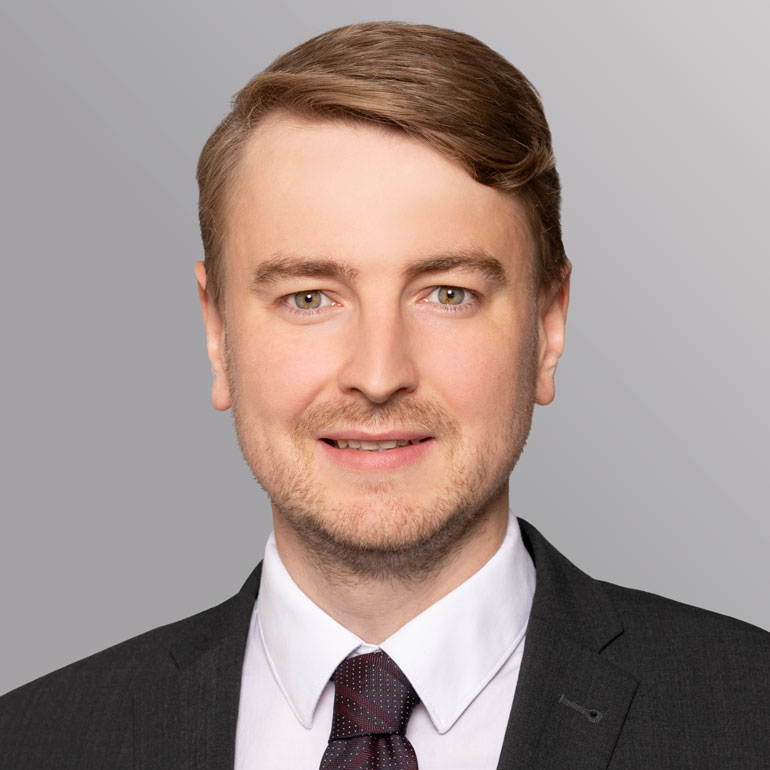 Dr Maximilian Bahnsen